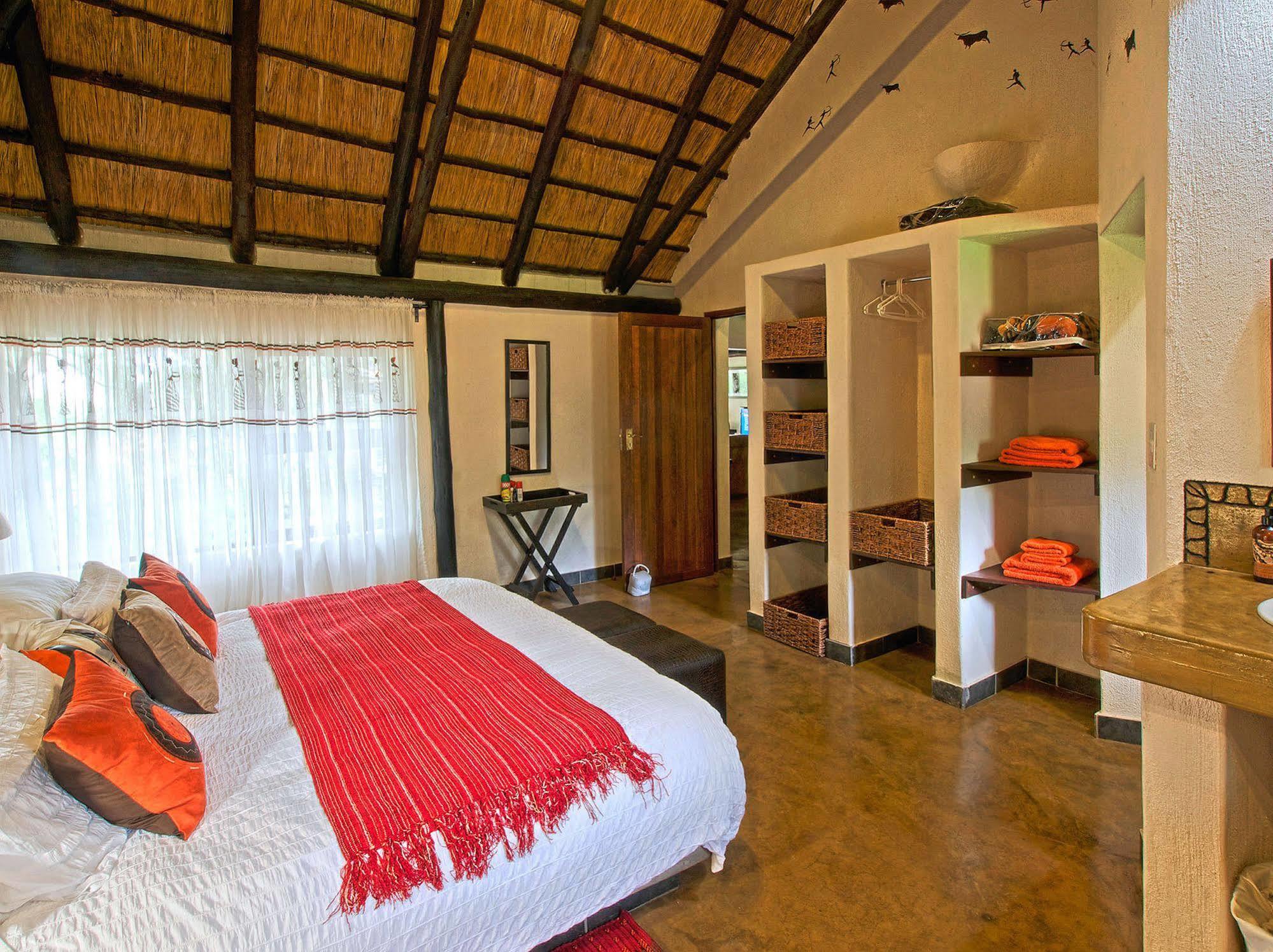 Raptor Retreat Game Lodge Hoedspruit Exteriör bild